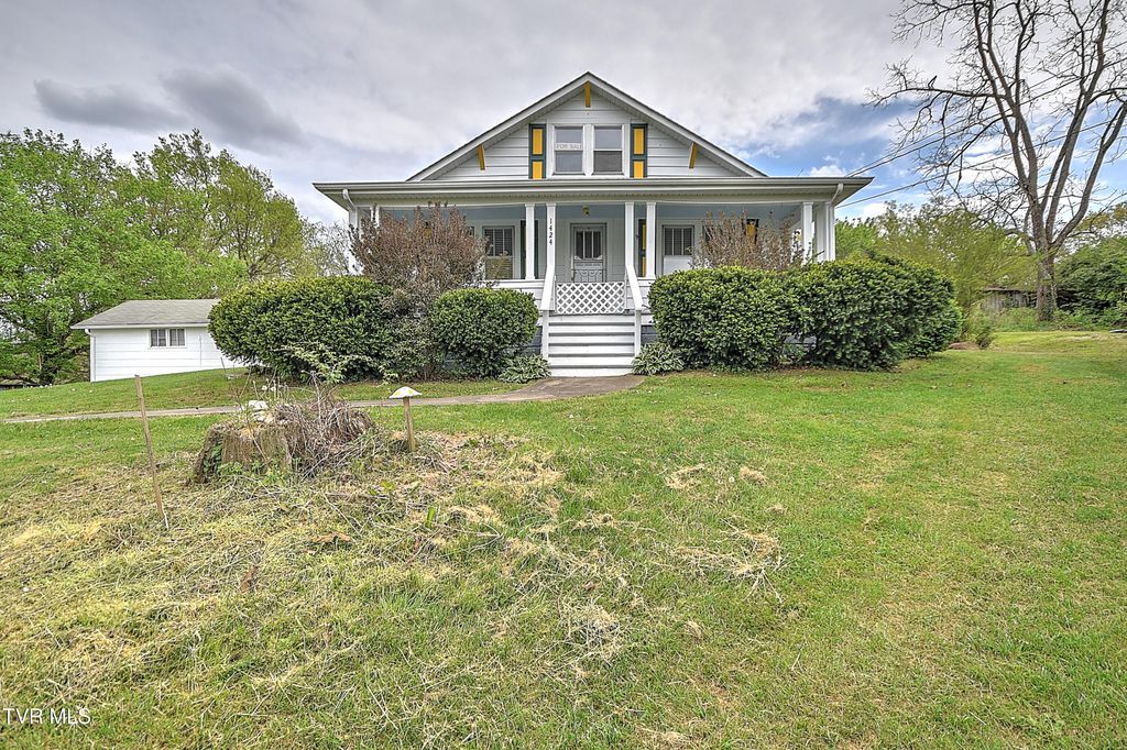 Photo of 1424 Bristol Caverns Highway, Bristol, TN 37620 (MLS # 9994006)