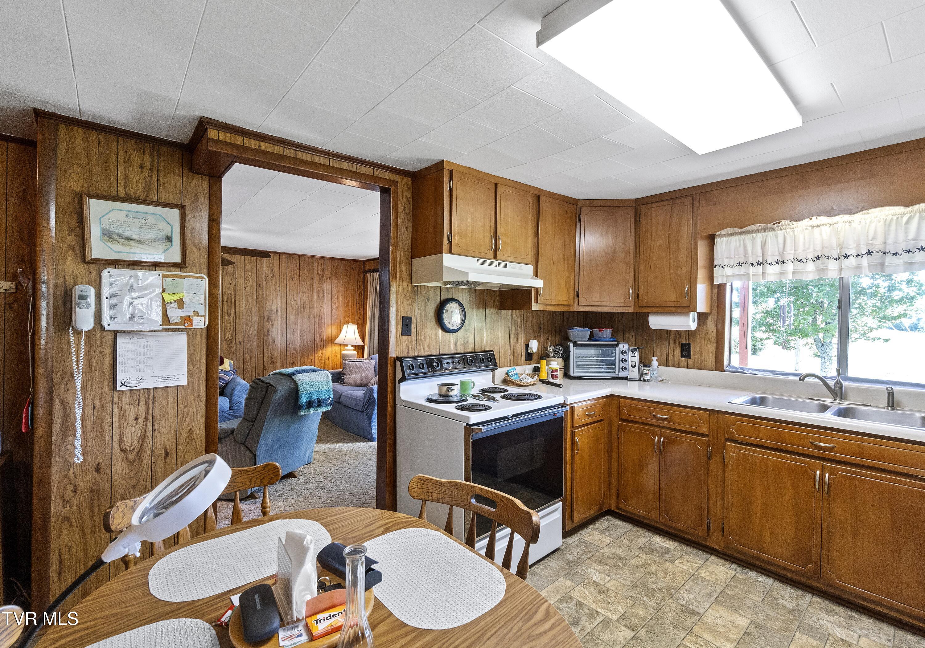 1730 Baileyton Main Street, Greeneville, Tennessee image 10