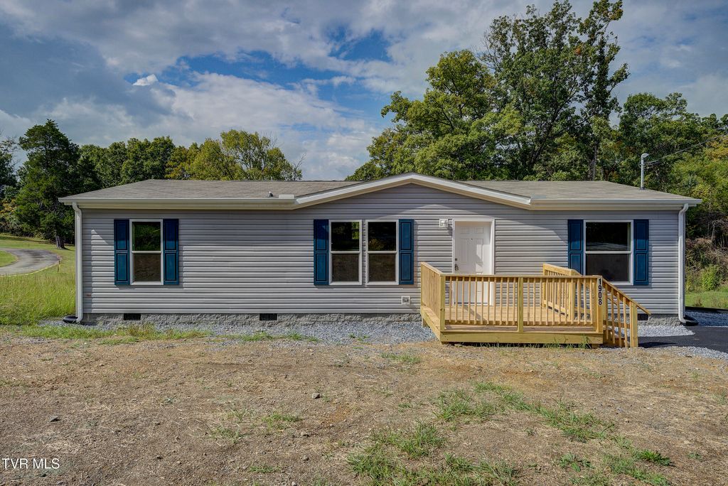 Photo of 1908 Seaver Road, Kingsport, TN 37660 (MLS # 9986266)