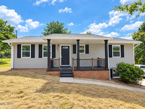Photo of 704 Wykle Road, Greeneville, TN 37743 (MLS # 10002238)