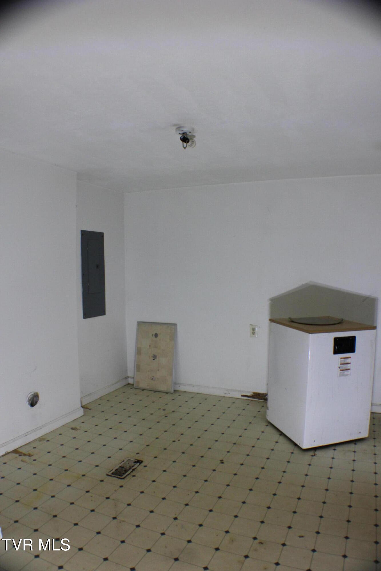 1091 Shipley Ferry Road Rd, Blountville, Tennessee image 29