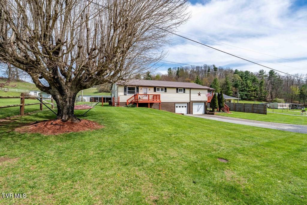 Photo of 1292 Swift Hollow Road, Mountain City, TN 37683 (MLS # 9993632)