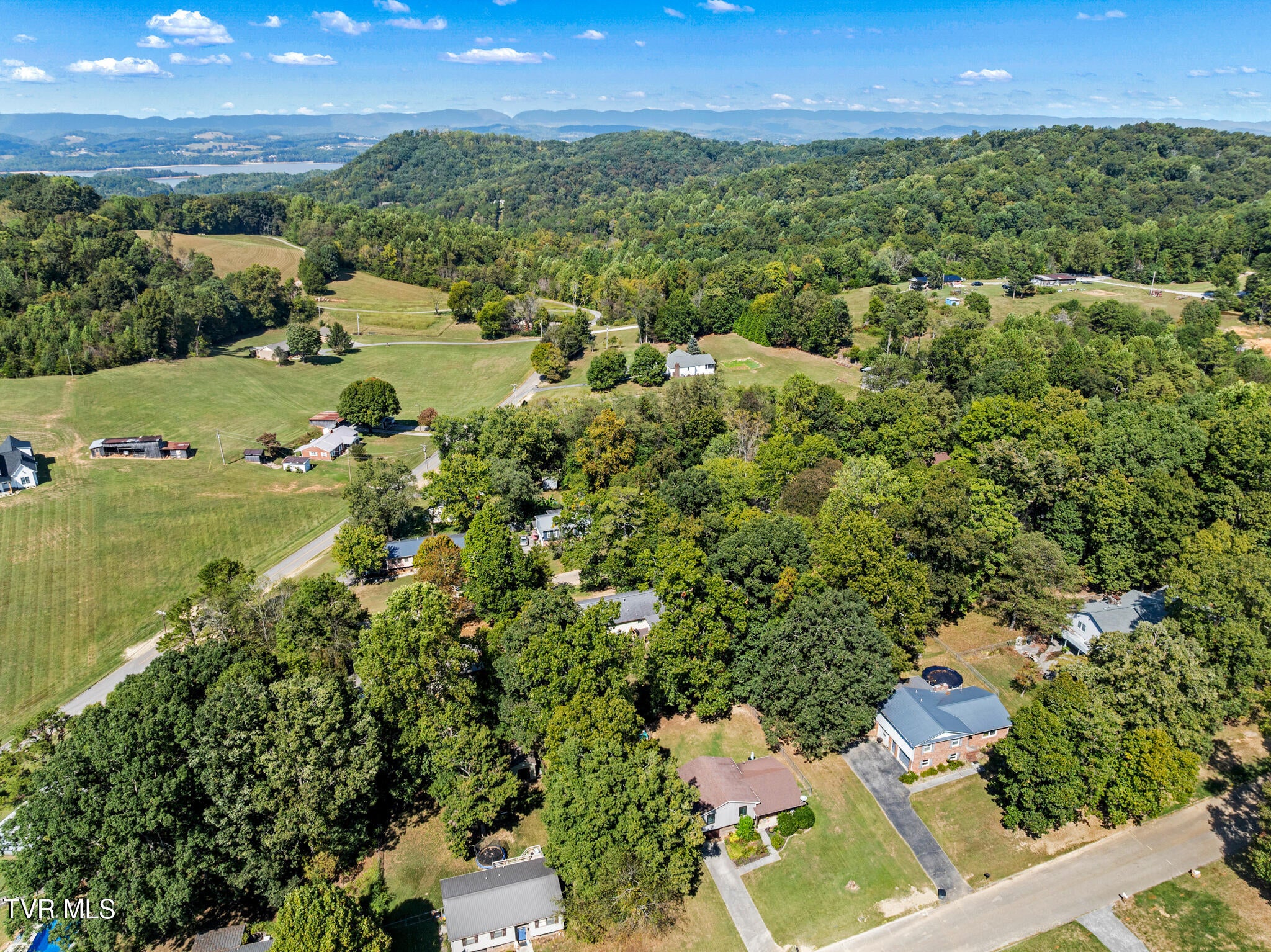 1975 Quail Hollow Road