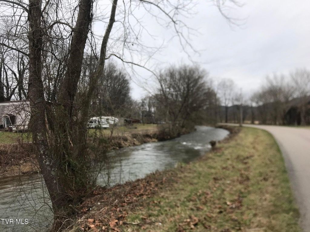 Photo of 158 Arnold Road, Mountain City, TN 37683 (MLS # 9979261)