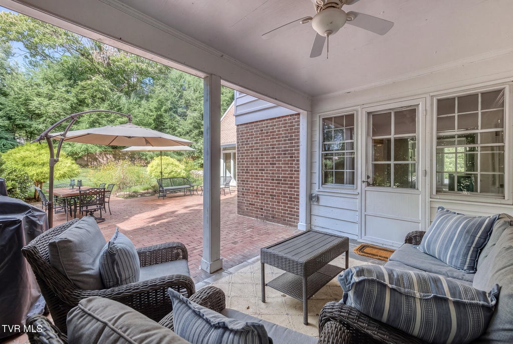 Photo of 805 Hillrise Boulevard, Johnson City, TN 37601 (MLS # 10001601)