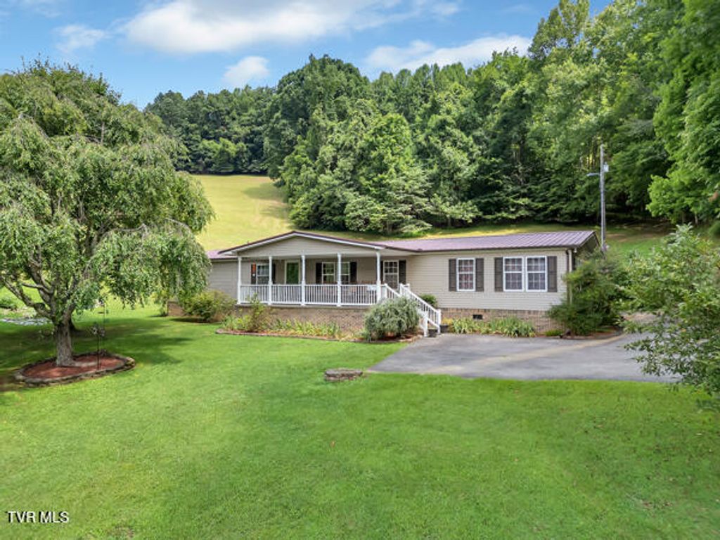 Photo of 384 Sugar Pine Lane, Gate City, VA 24251 (MLS # 9994983)