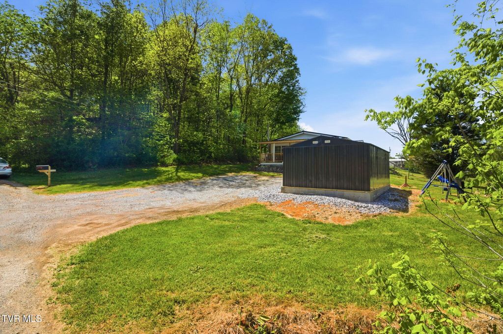 Photo of 150 Carlton Ridge Lane, Greeneville, TN 37745 (MLS # 9994106)