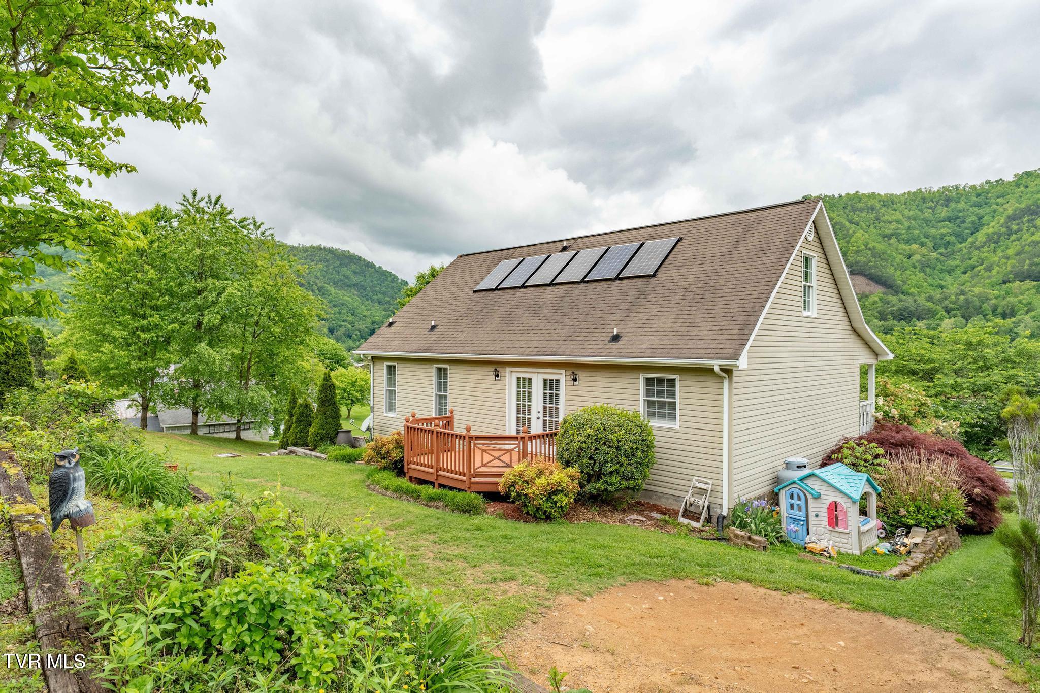 522 Crook Street, Hampton, Tennessee image 15