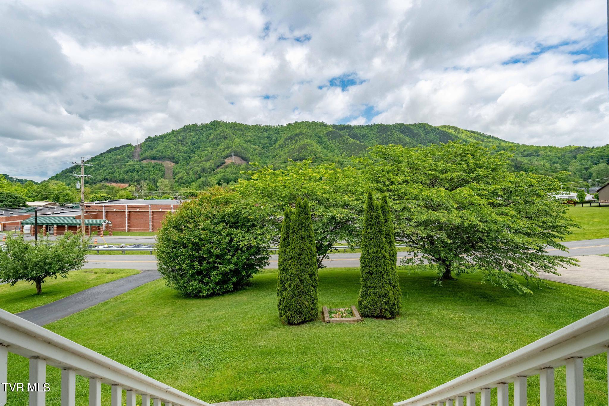 522 Crook Street, Hampton, Tennessee image 29