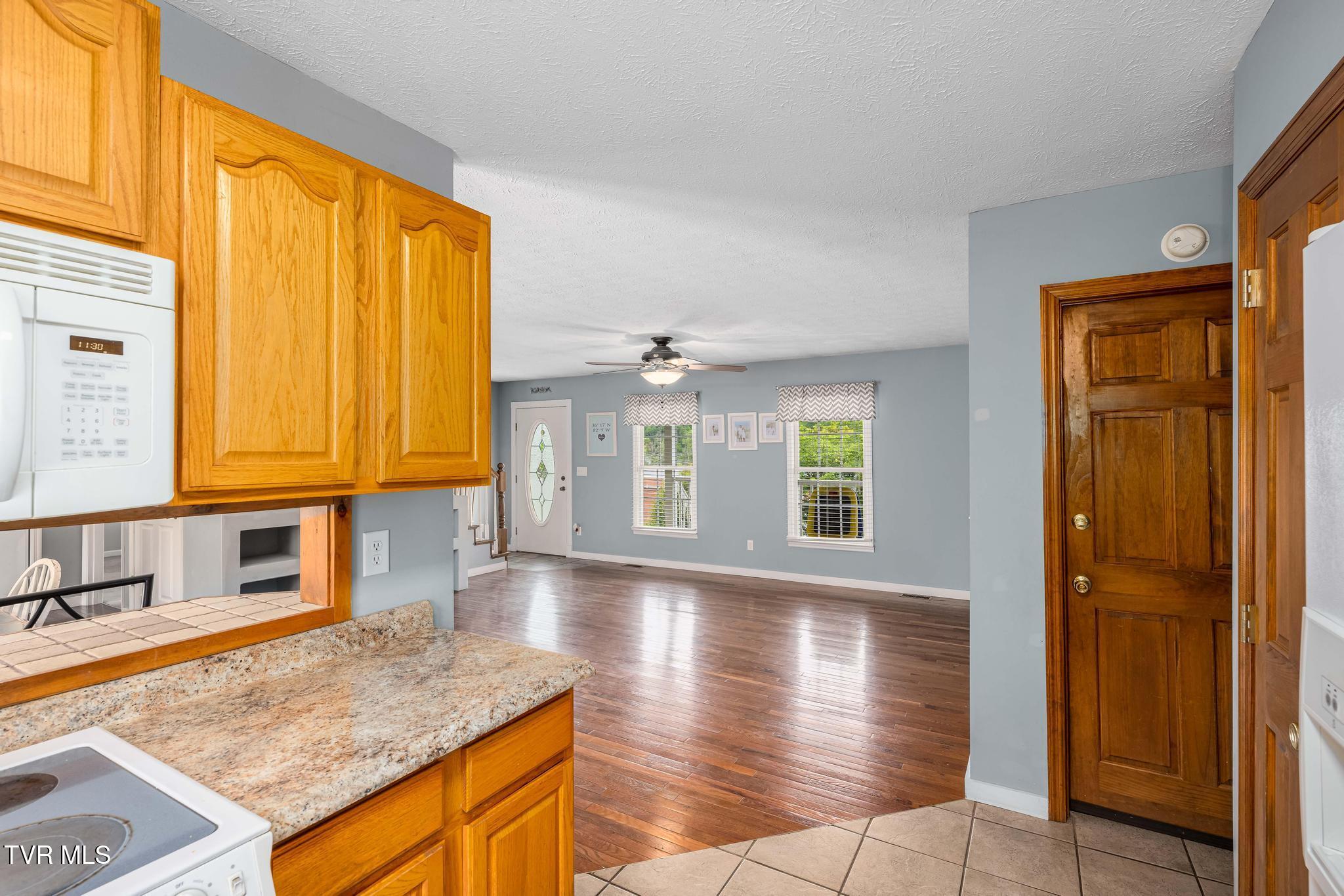 522 Crook Street, Hampton, Tennessee image 41