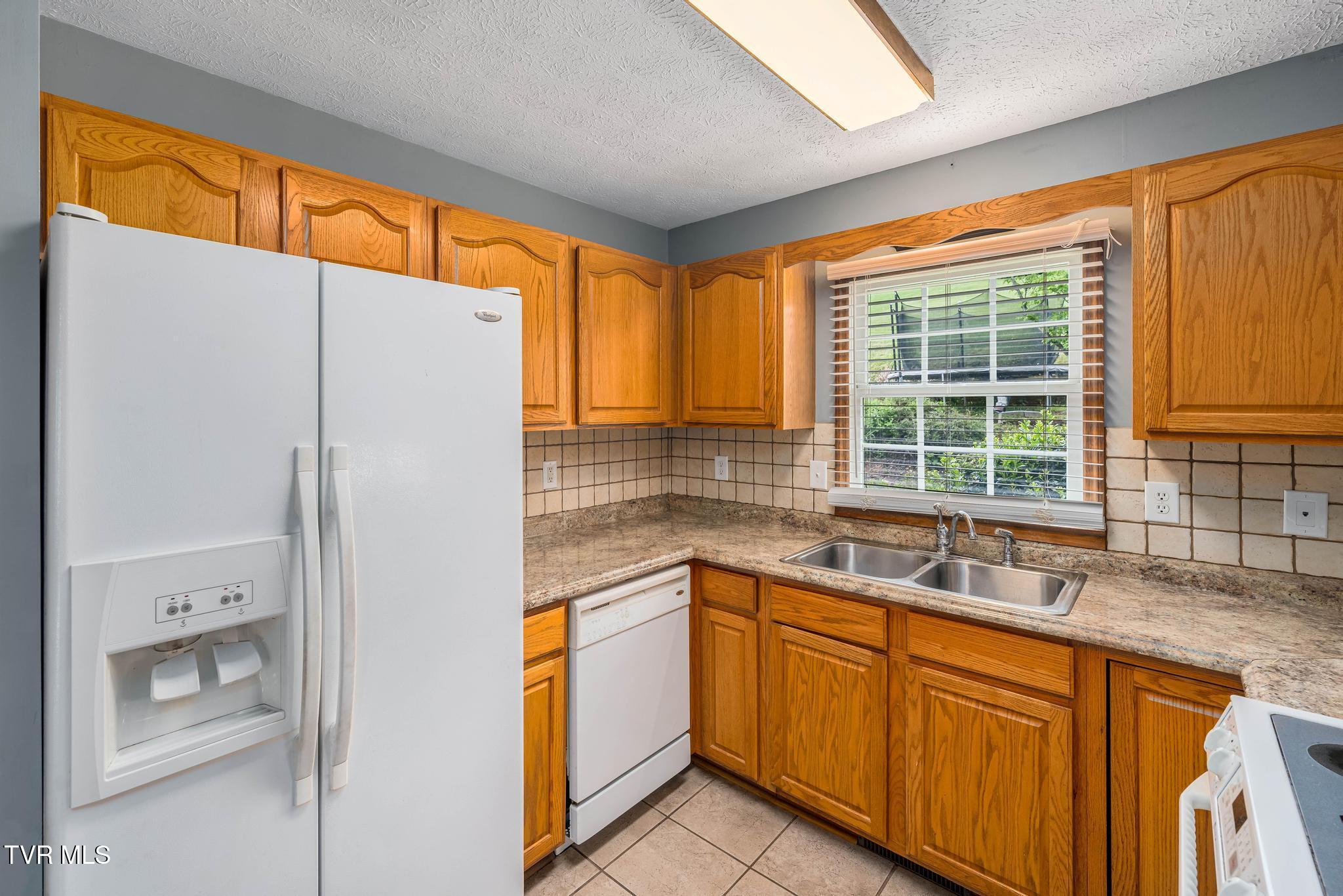 522 Crook Street, Hampton, Tennessee image 39