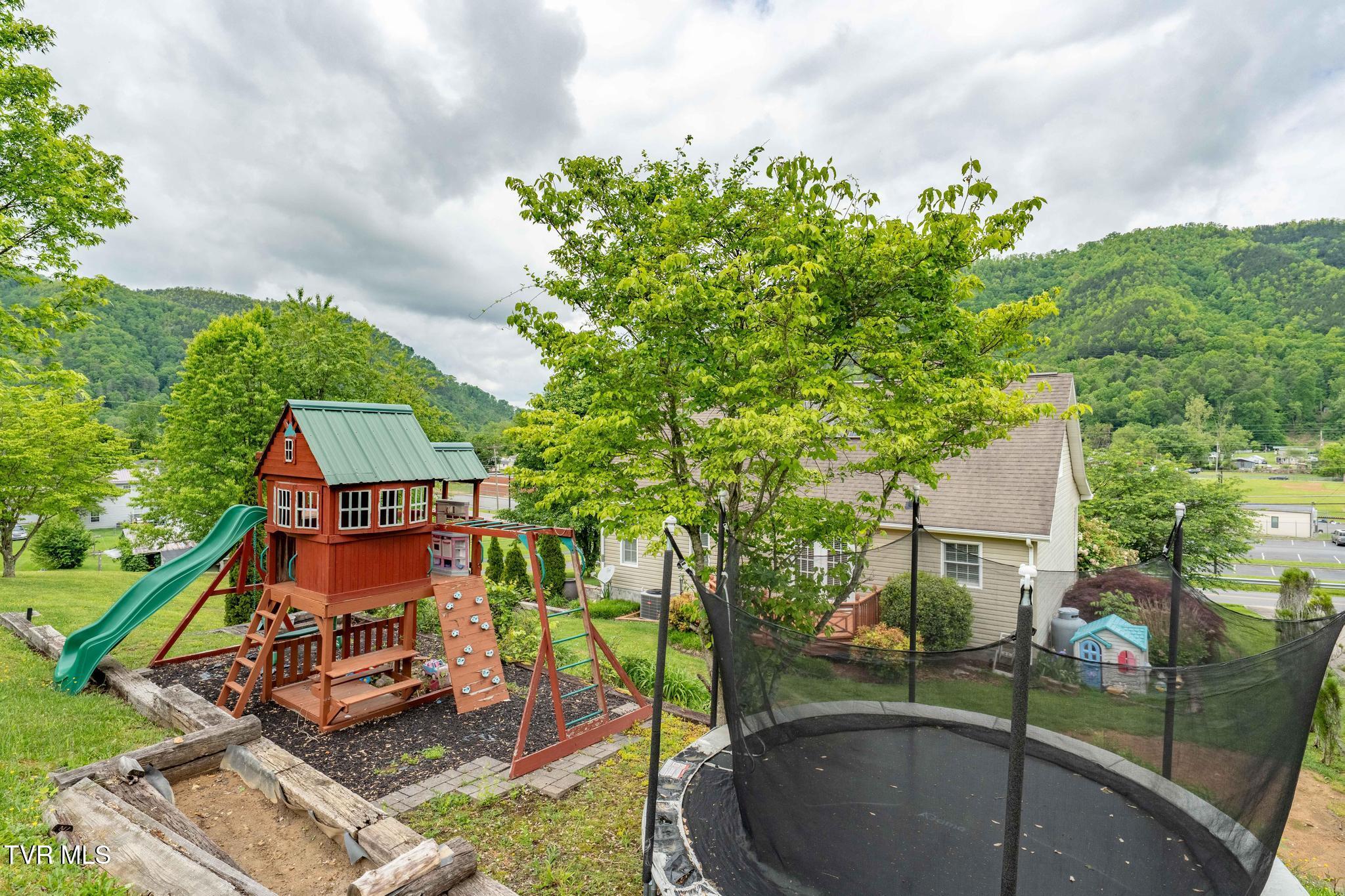 522 Crook Street, Hampton, Tennessee image 14