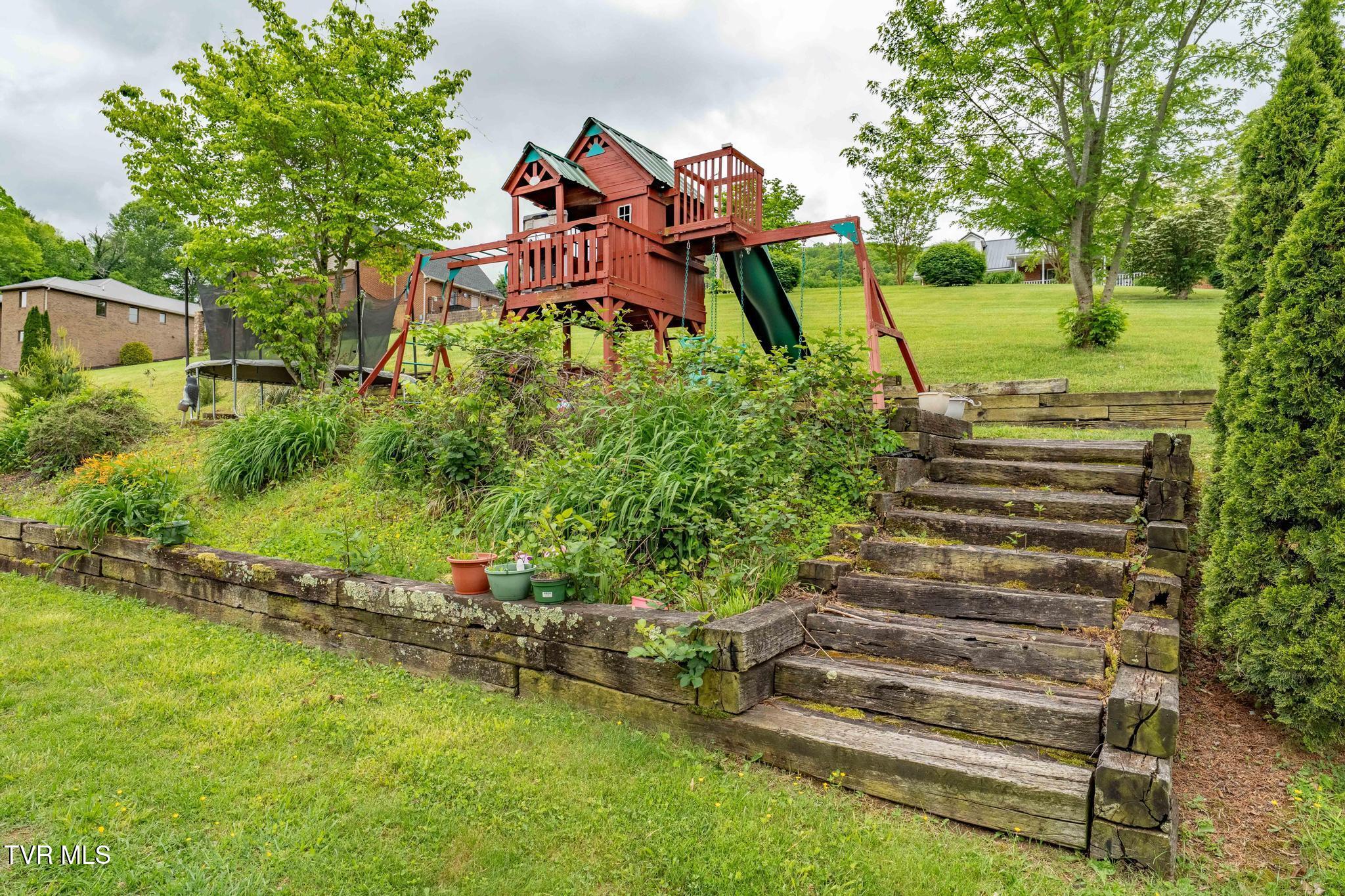 522 Crook Street, Hampton, Tennessee image 19