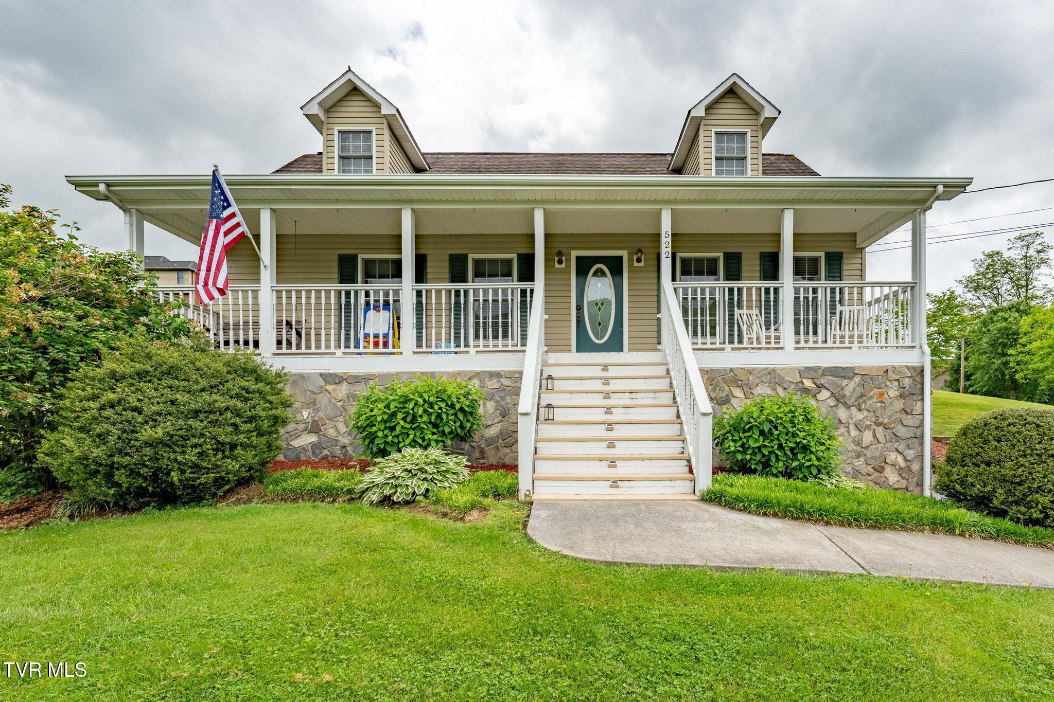 522 Crook Street, Hampton, Tennessee image 2