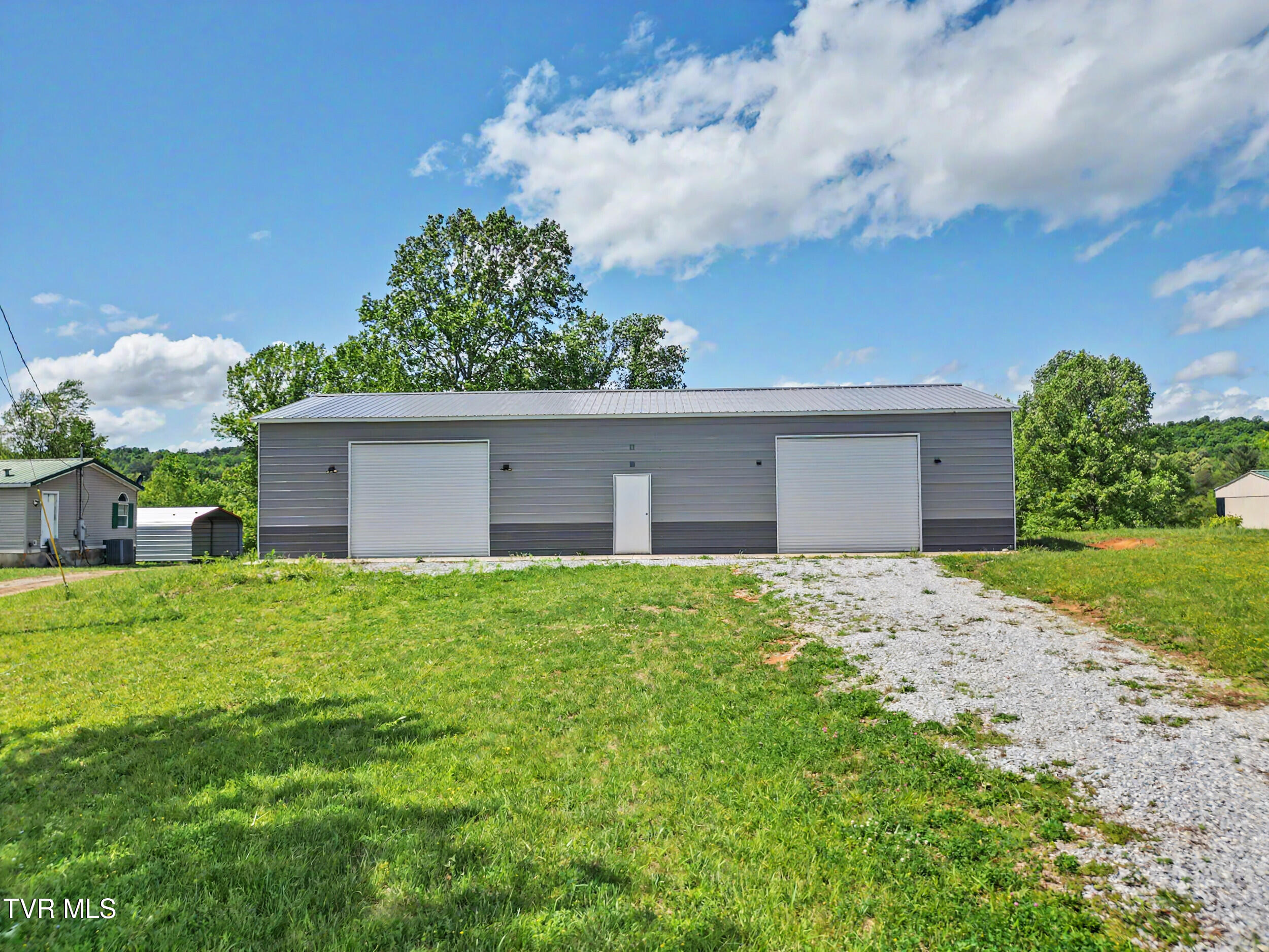 00 Red Hill Road