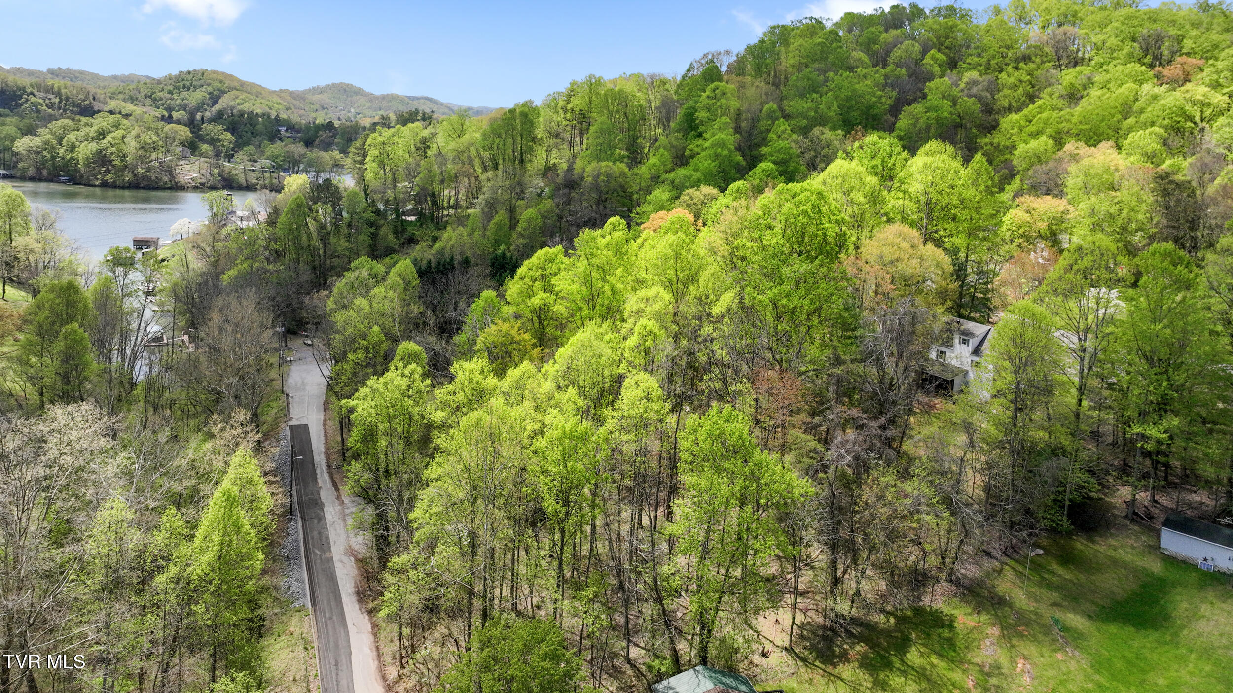 4008 Cooks Inlet Road, Kingsport, Tennessee image 3