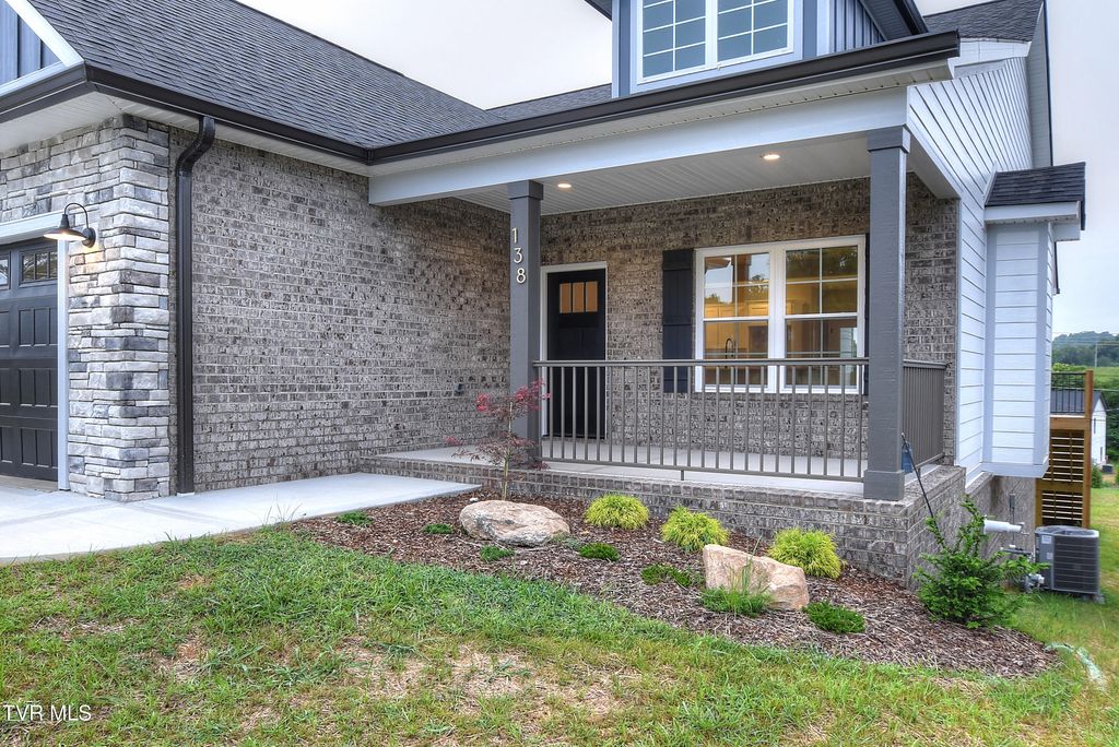 Photo of 138 Dry Kiln Court, Johnson City, TN 37615 (MLS # 9981180)