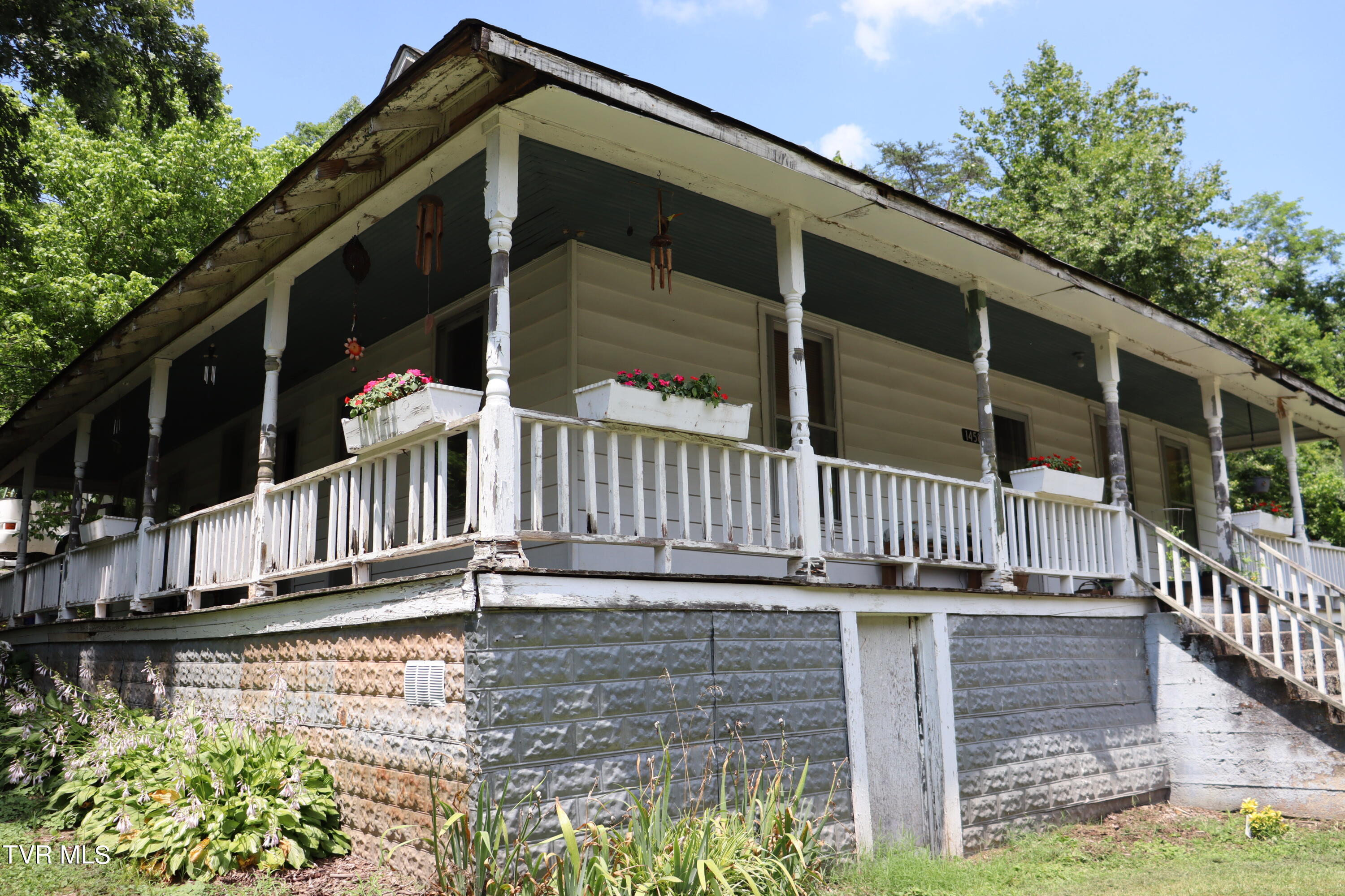 1458 Fairview Road, Duffield, Virginia image 3