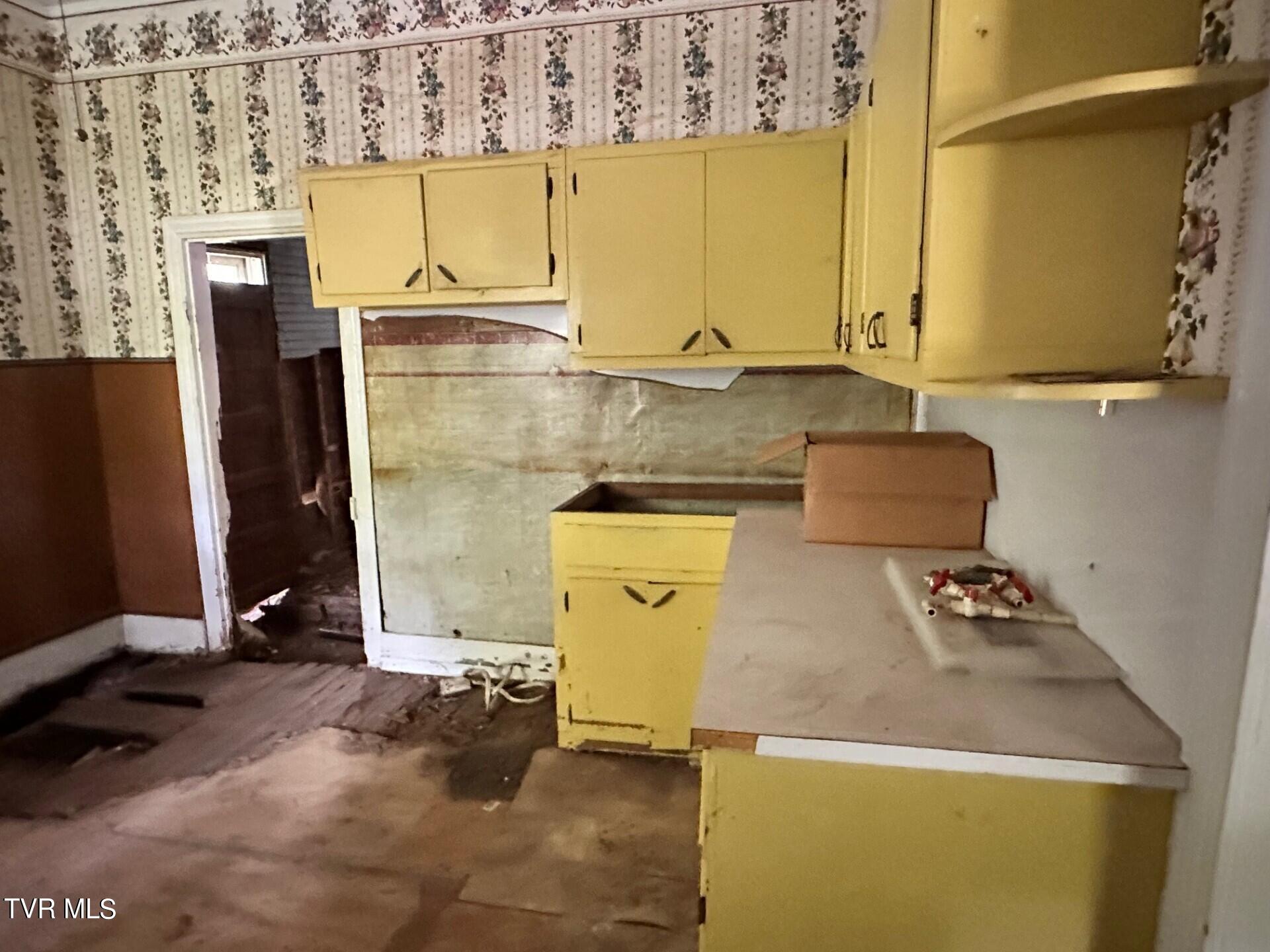 1458 Fairview Road, Duffield, Virginia image 18