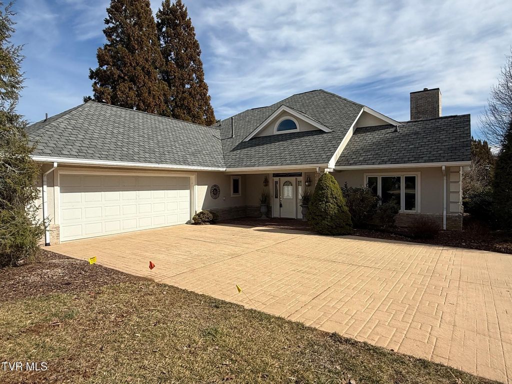 Photo of 200 Heather View Drive, Jonesborough, TN 37659 (MLS # 9991116)