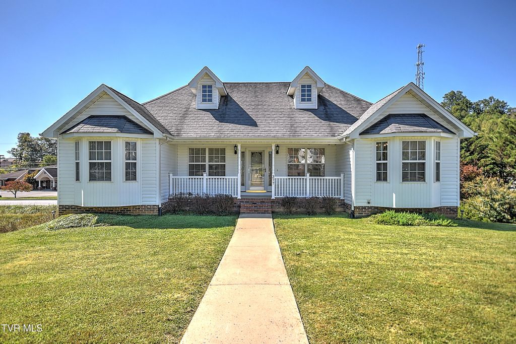 Photo of 377 Elbert Way Way, Bristol, VA 24202 (MLS # 9986572)