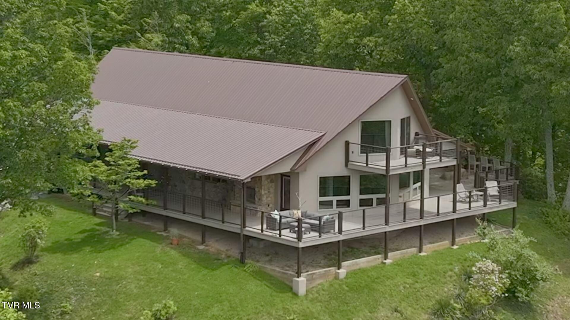 271 Iron Mountain Retreat Road, Elizabethton, Tennessee image 3