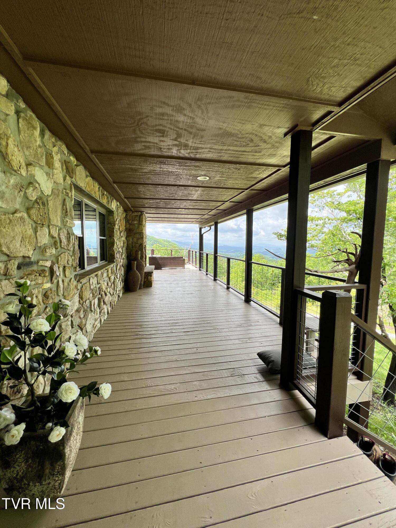 271 Iron Mountain Retreat Road, Elizabethton, Tennessee image 13