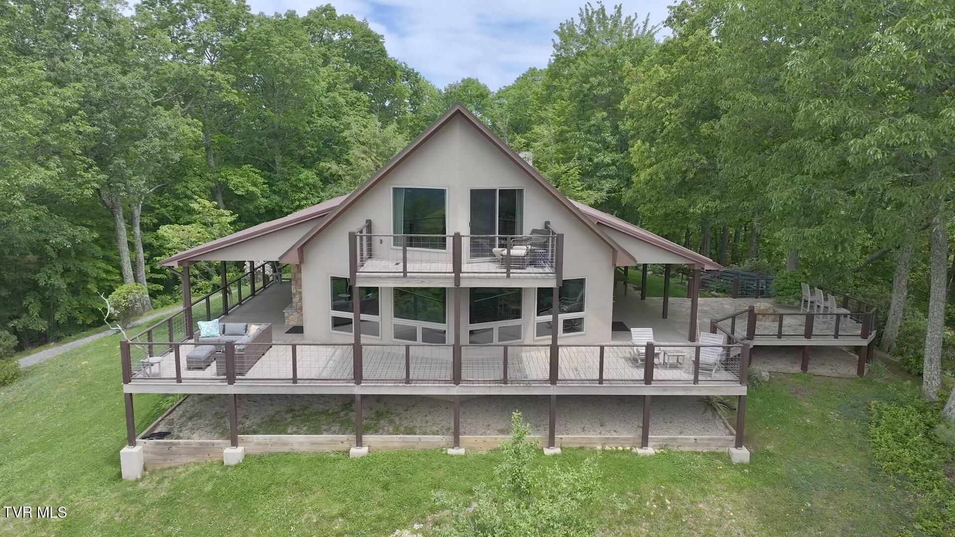 271 Iron Mountain Retreat Road, Elizabethton, Tennessee image 4