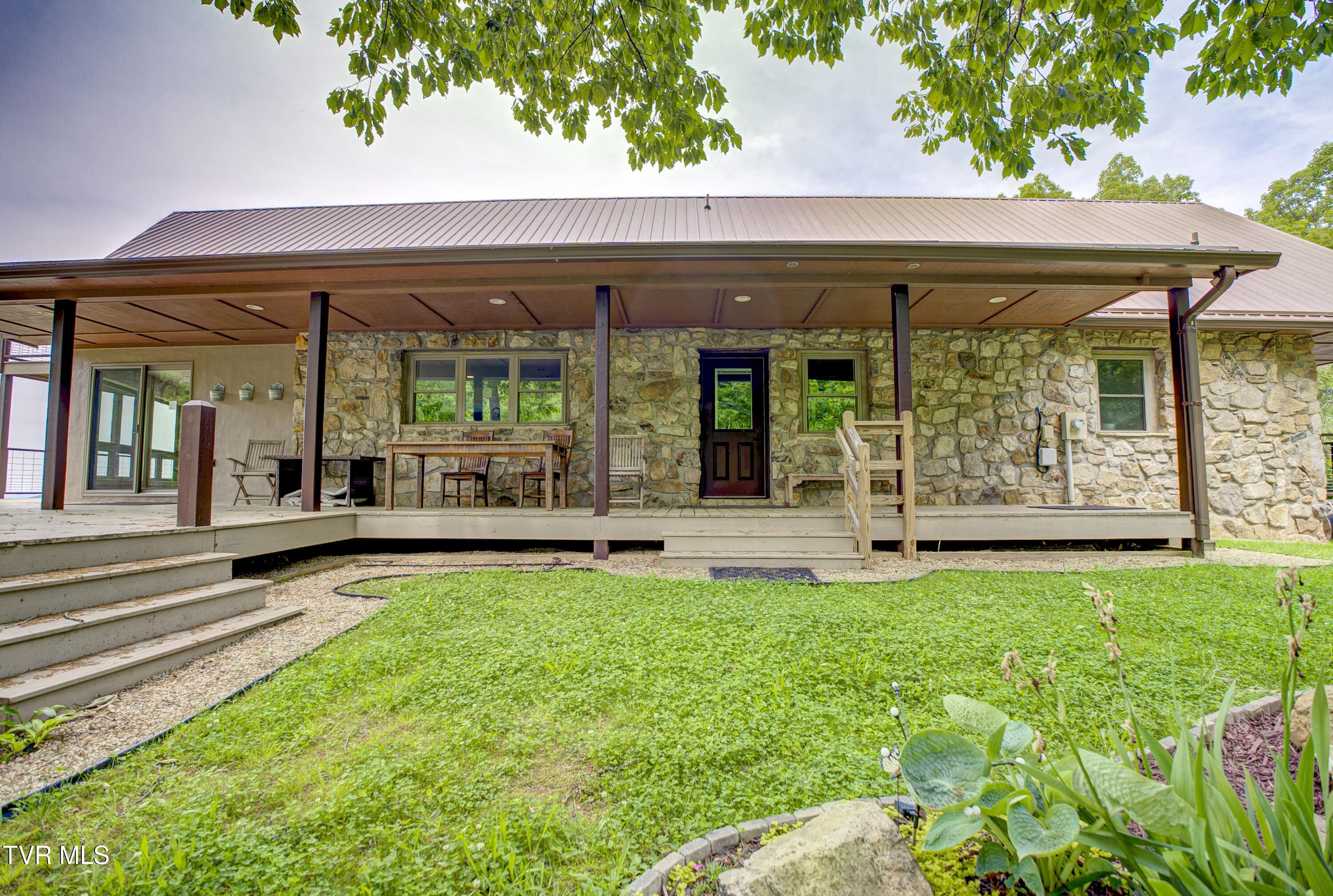 271 Iron Mountain Retreat Road, Elizabethton, Tennessee image 12