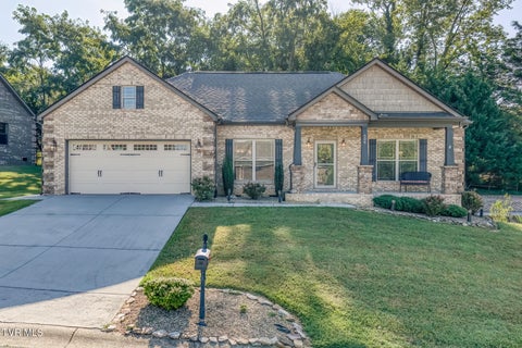Photo of 506 Katerina Drive, Morristown, TN 37814 (MLS # 10000692)