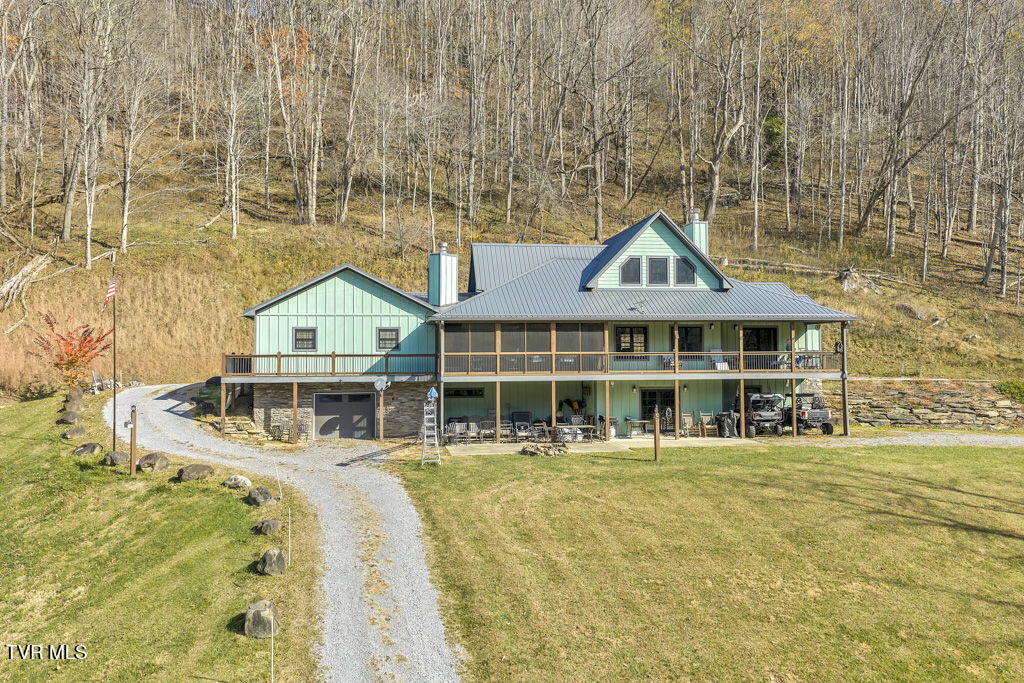 625 Heaton Creek Road