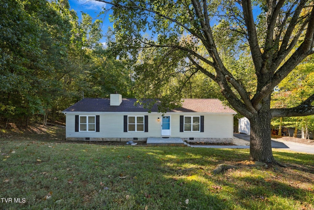 Photo of 118 Trail Lane, Johnson City, TN 37615 (MLS # 10002511)