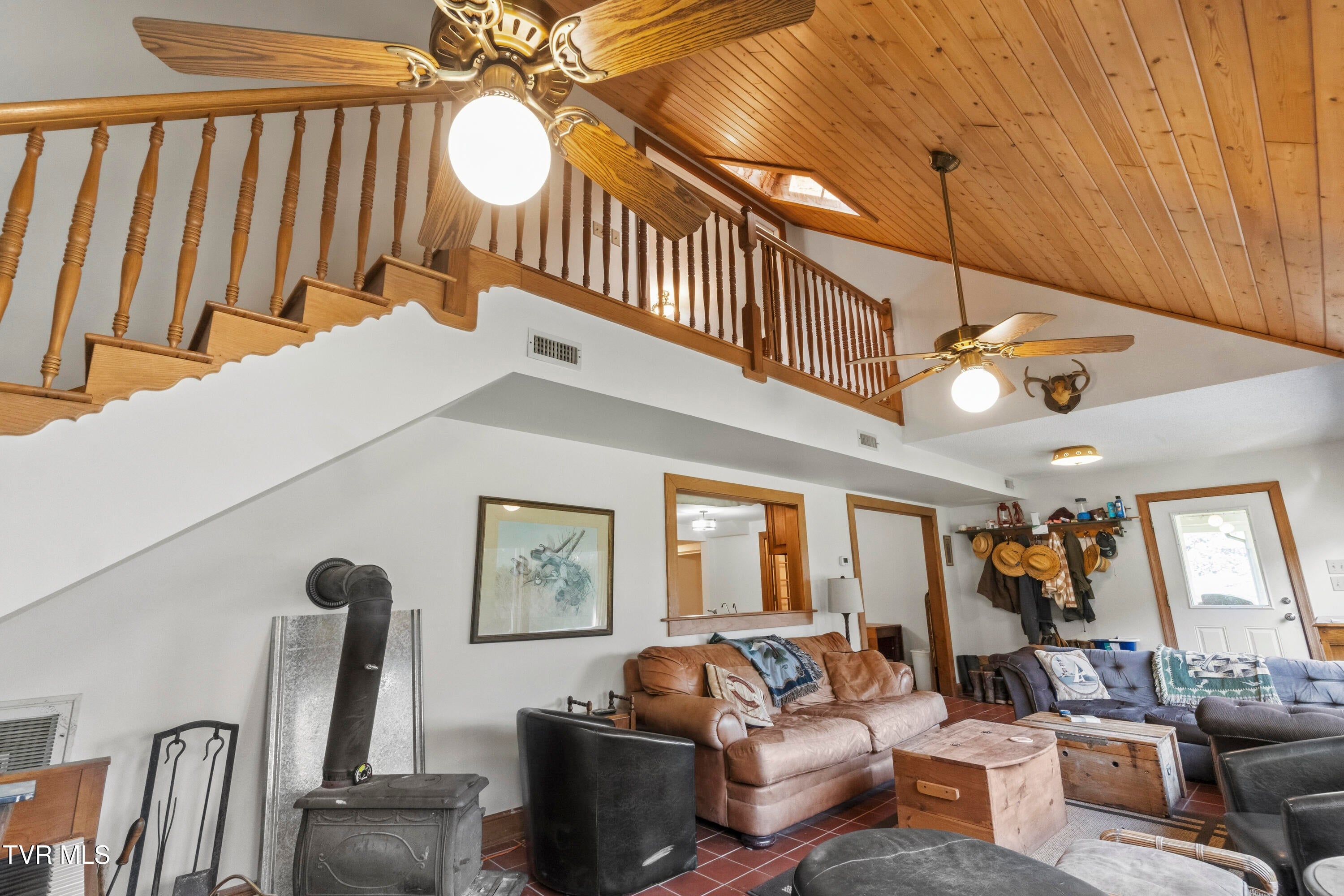 386 Fox Road