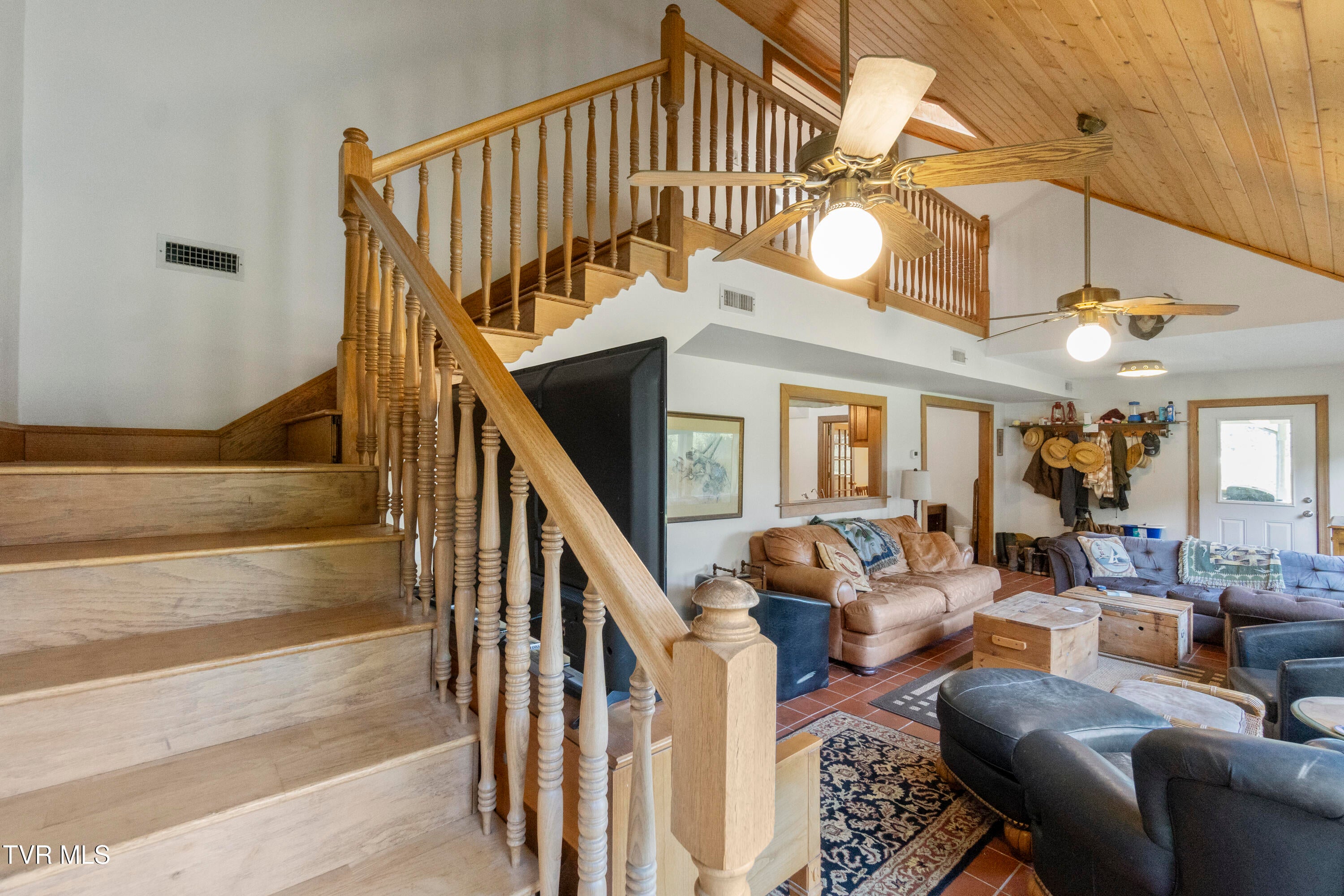 386 Fox Road