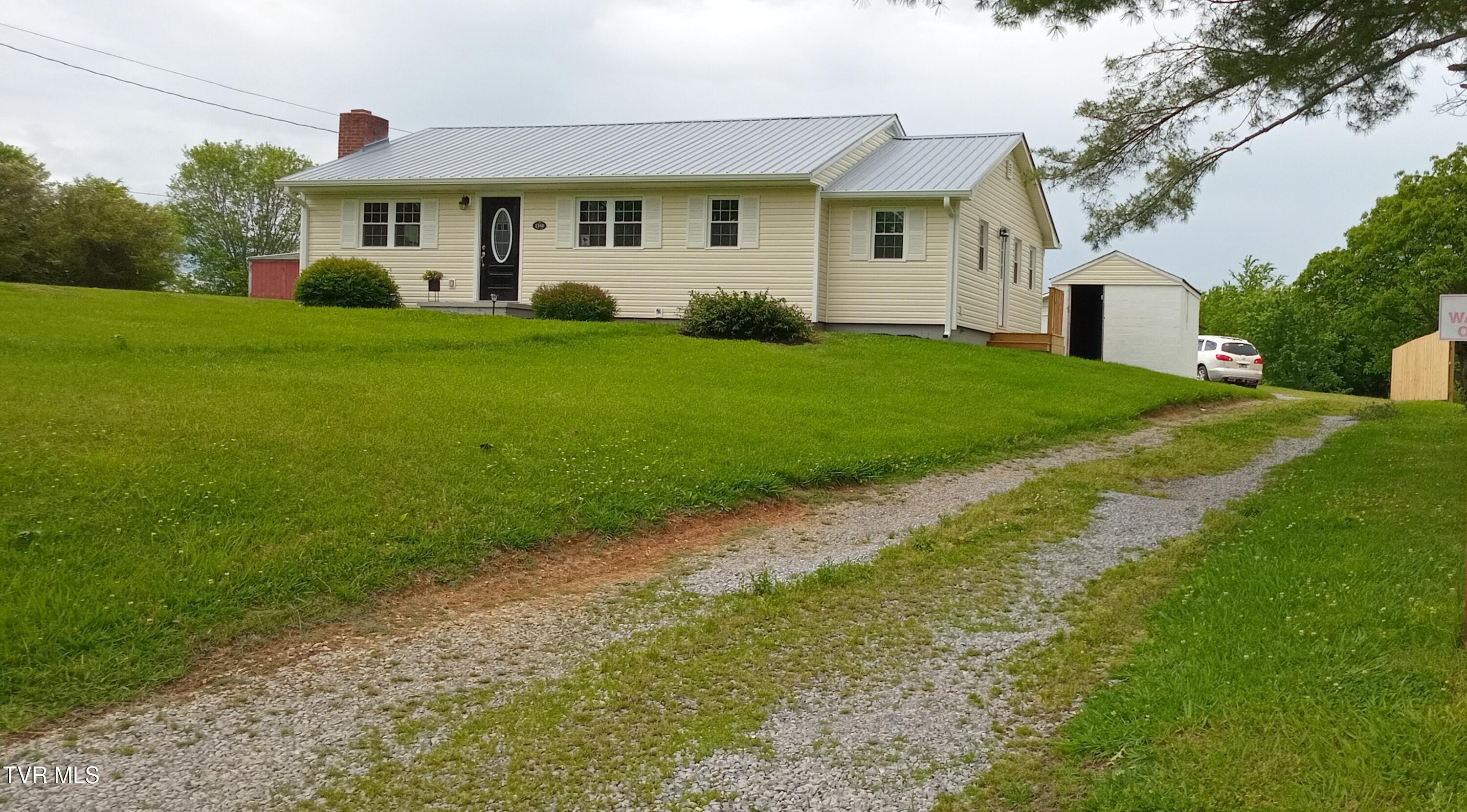 2160 Whirlwind Road, Greeneville, Tennessee image 2