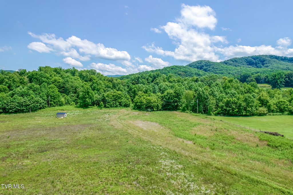 Photo of 1685 Highway 107, Jonesborough, TN 37659 (MLS # 9997422)