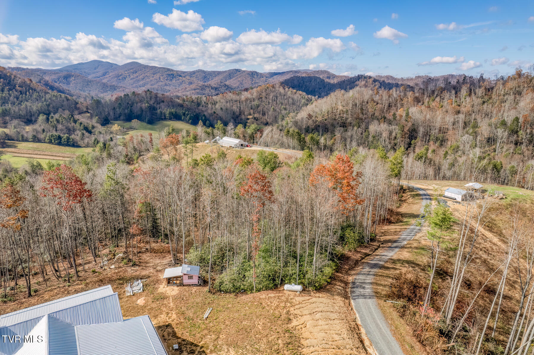169 Teaberry Road, Roan Mountain, Tennessee image 18