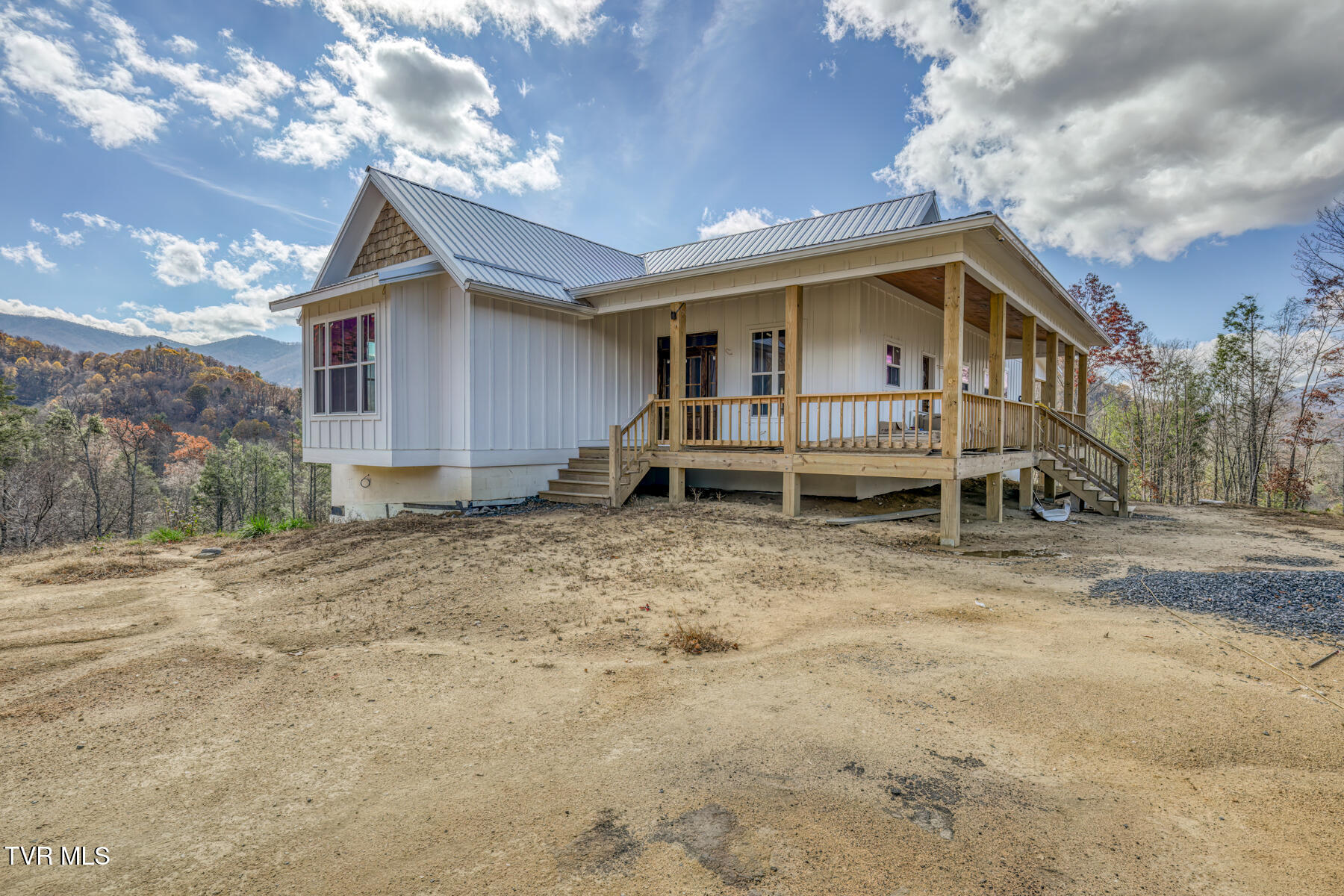 169 Teaberry Road, Roan Mountain, Tennessee image 2