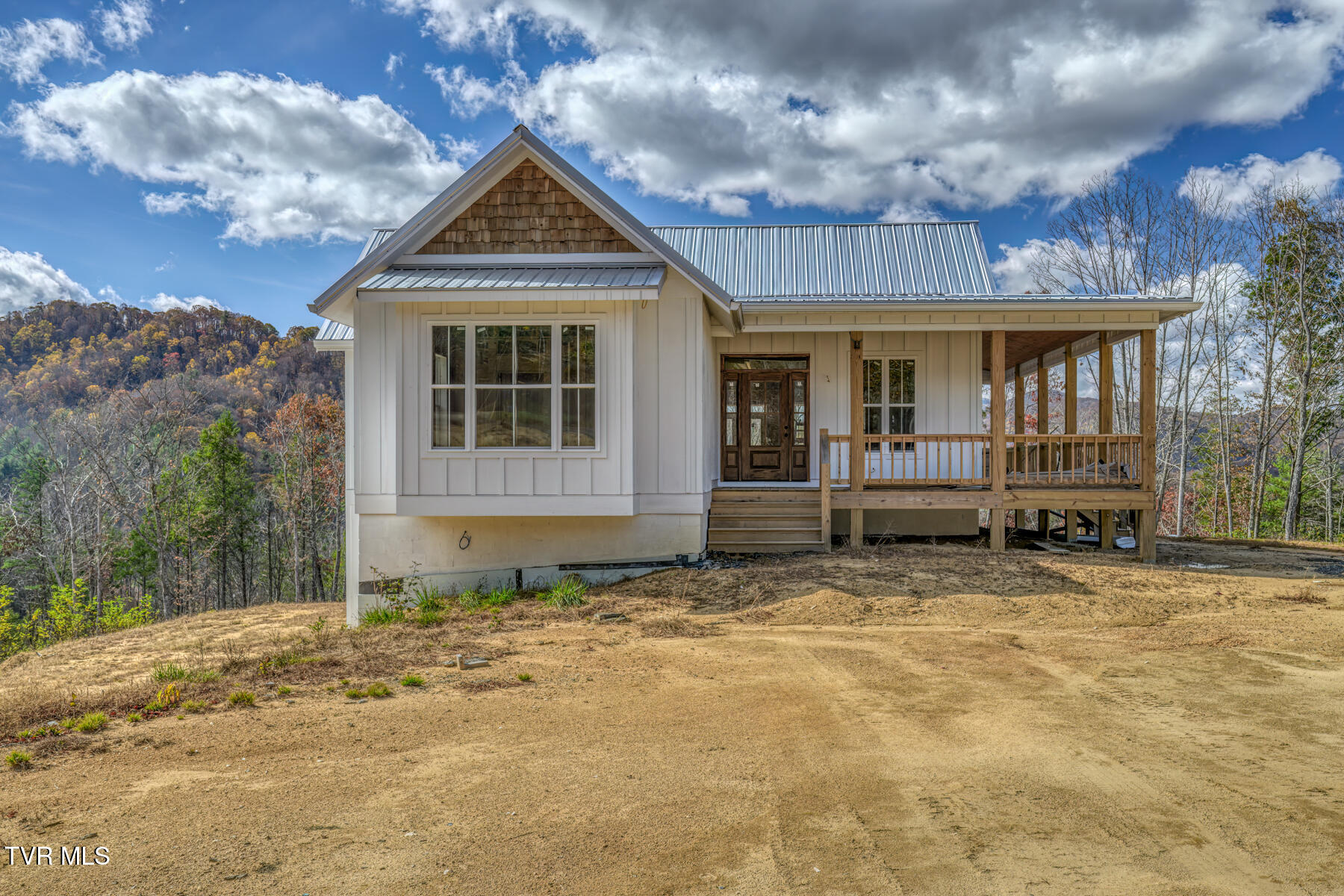 169 Teaberry Road, Roan Mountain, Tennessee image 1