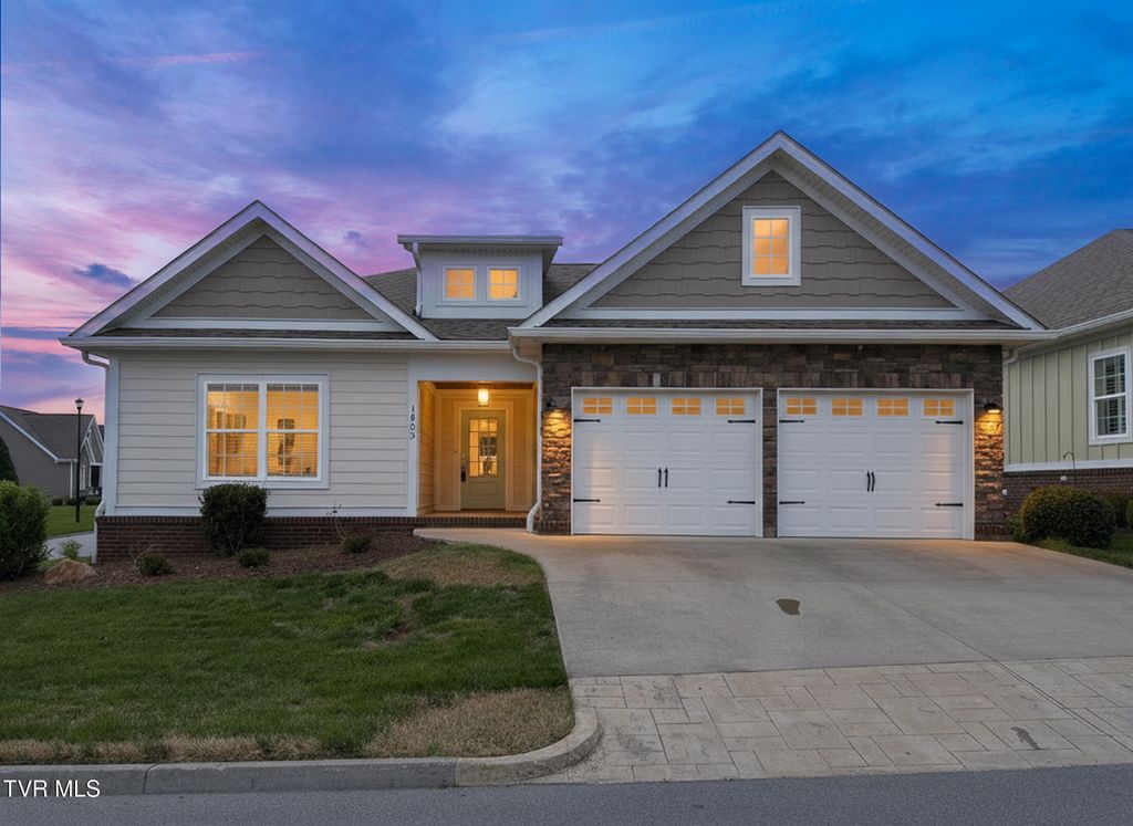 Photo of 1603 Maple Ridge Court, Kingsport, TN 37664 (MLS # 9991068)