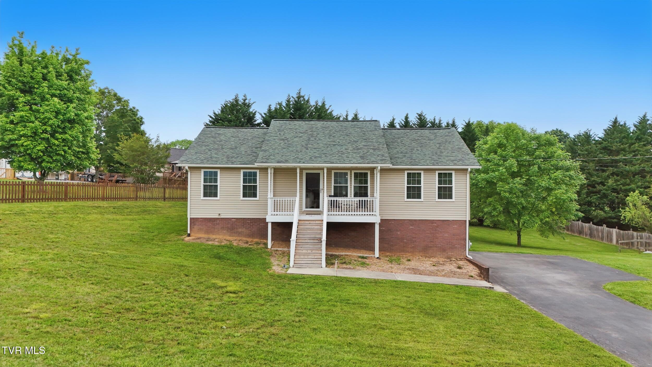 115 Mountain Ridges Drive, Jonesborough, Tennessee image 2
