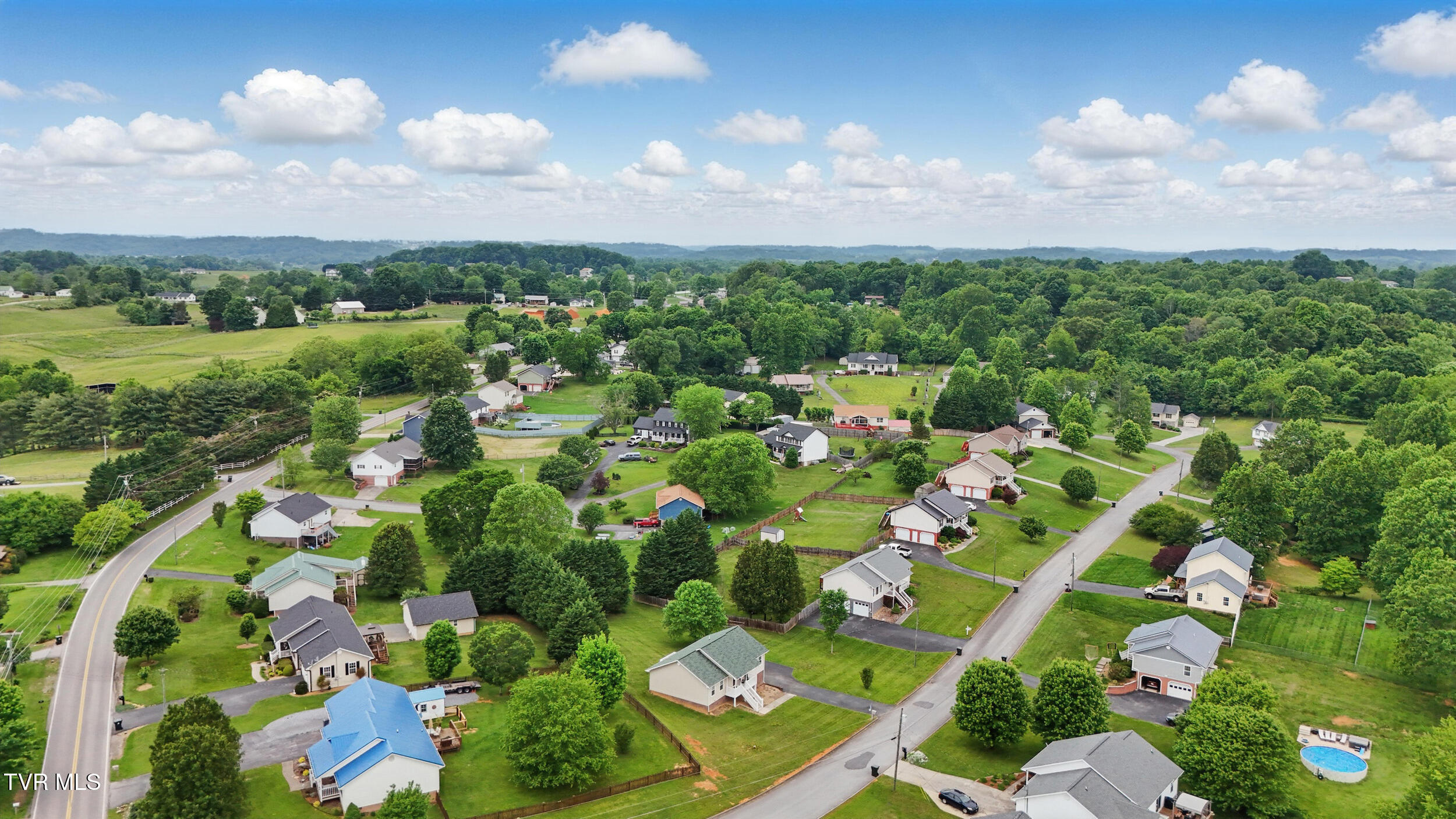 115 Mountain Ridges Drive, Jonesborough, Tennessee image 4
