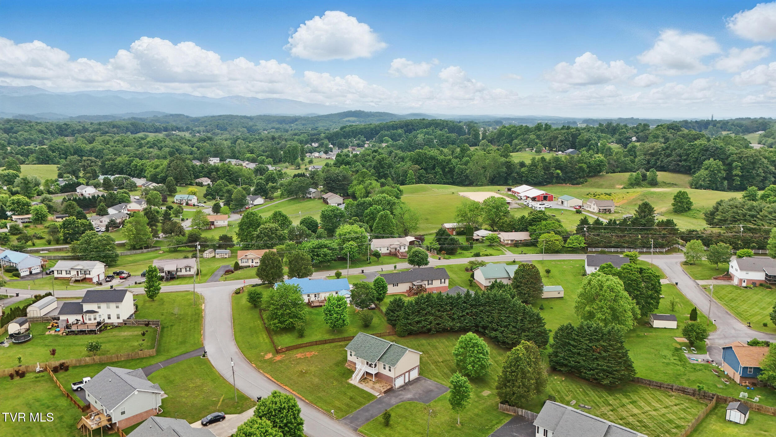 115 Mountain Ridges Drive, Jonesborough, Tennessee image 6