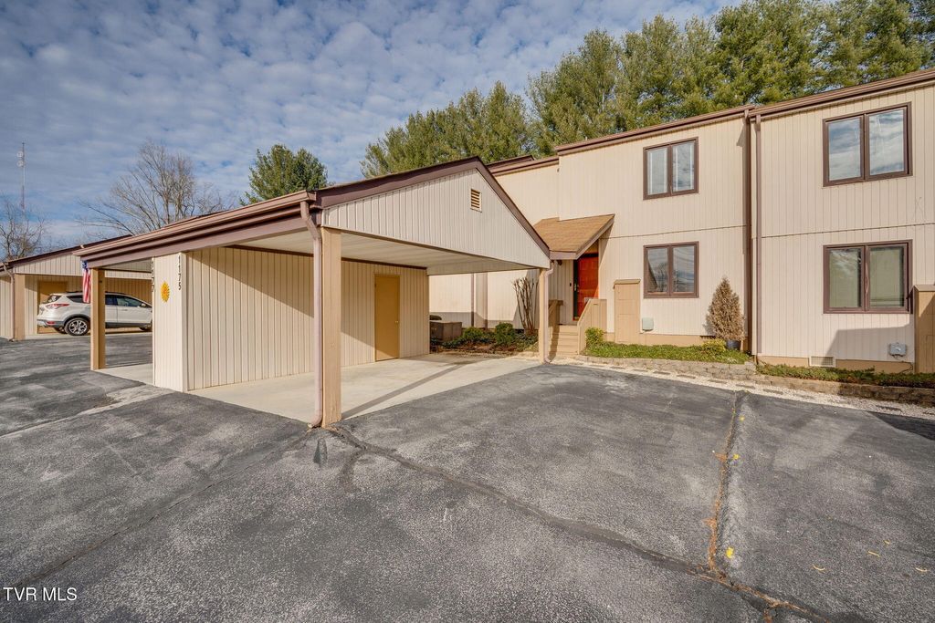 Photo of 1175 Pebble Drive #1175, Bristol, VA 24201 (MLS # 9990913)