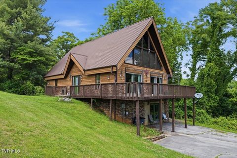 Photo of 1027 Fain Avenue, Kingsport, TN 37660 (MLS # 9995476)