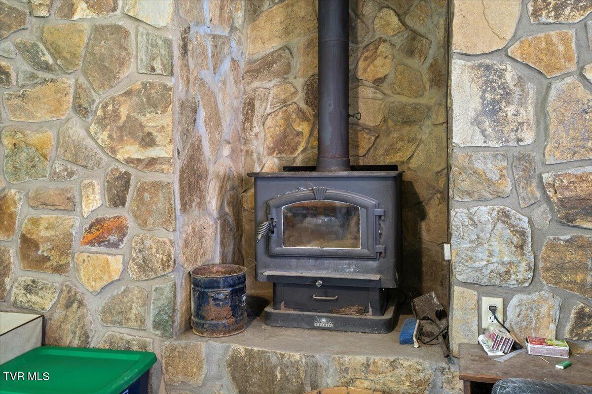 1102 Foxhound Hills Circle, Unicoi, Tennessee image 22