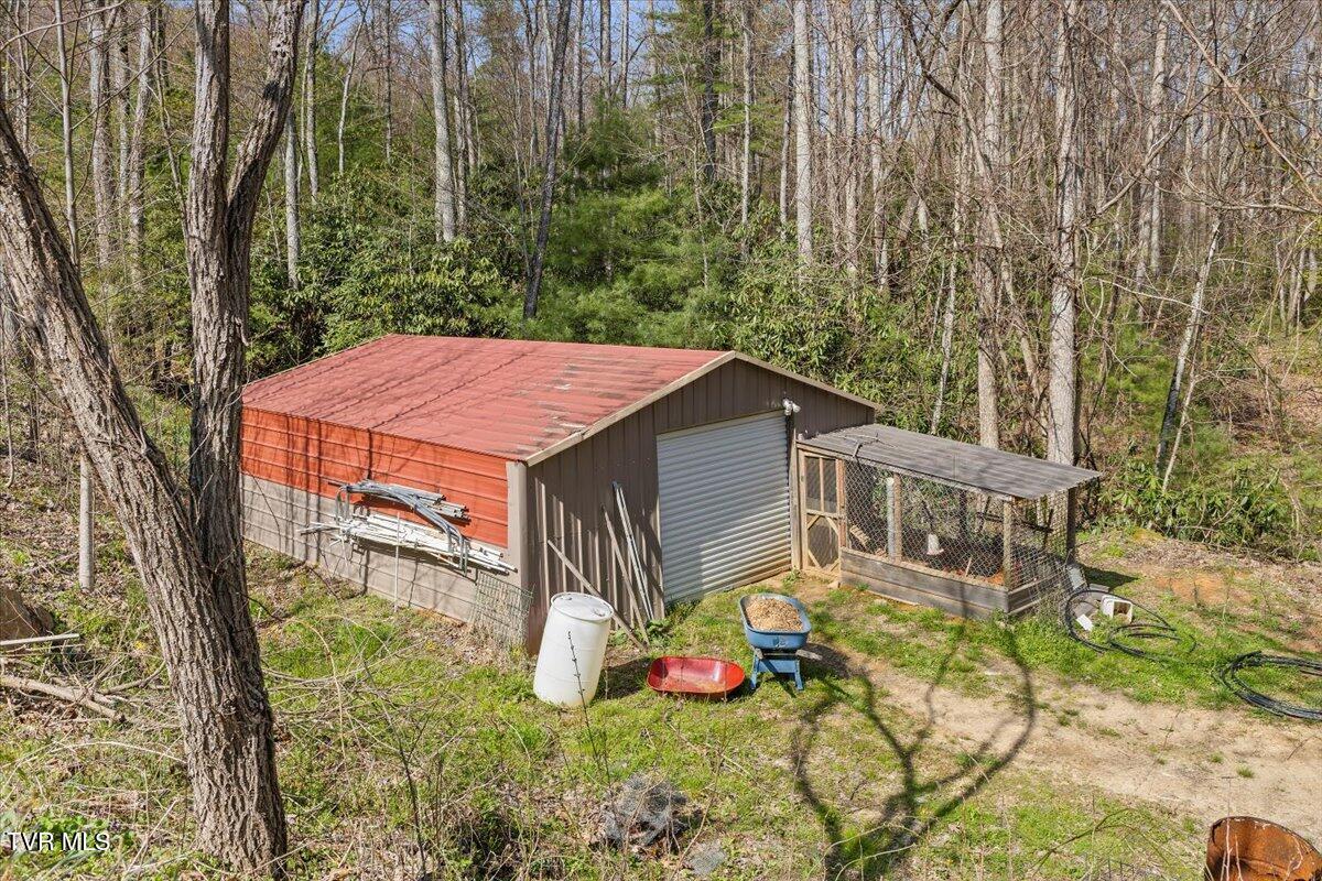 1102 Foxhound Hills Circle, Unicoi, Tennessee image 32