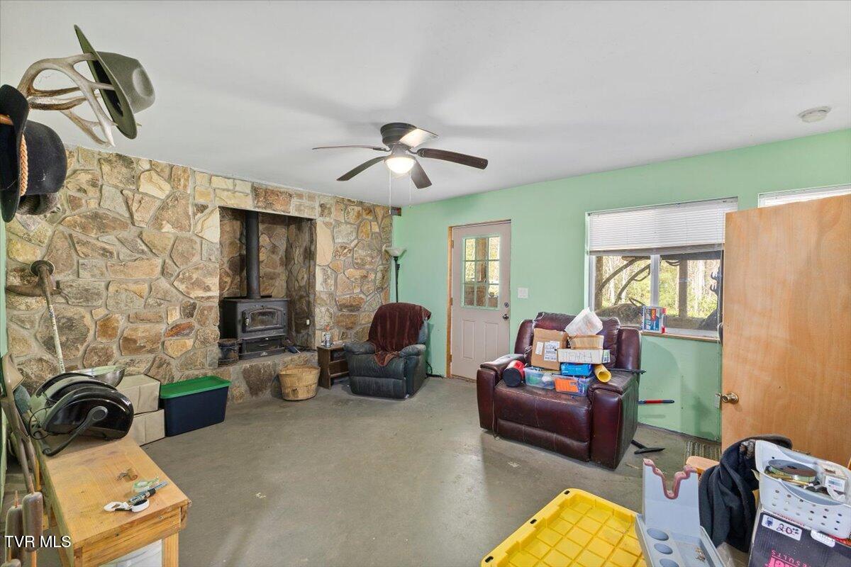 1102 Foxhound Hills Circle, Unicoi, Tennessee image 21