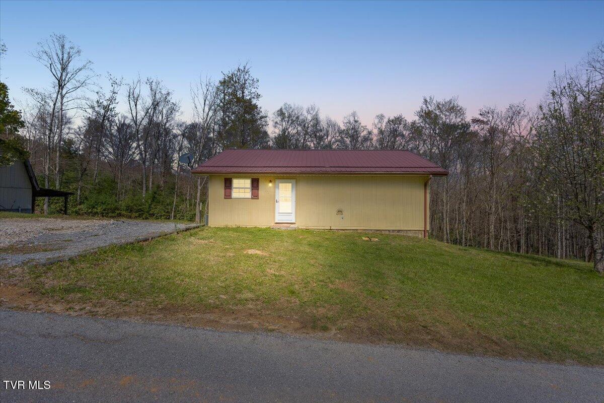 1102 Foxhound Hills Circle, Unicoi, Tennessee image 1