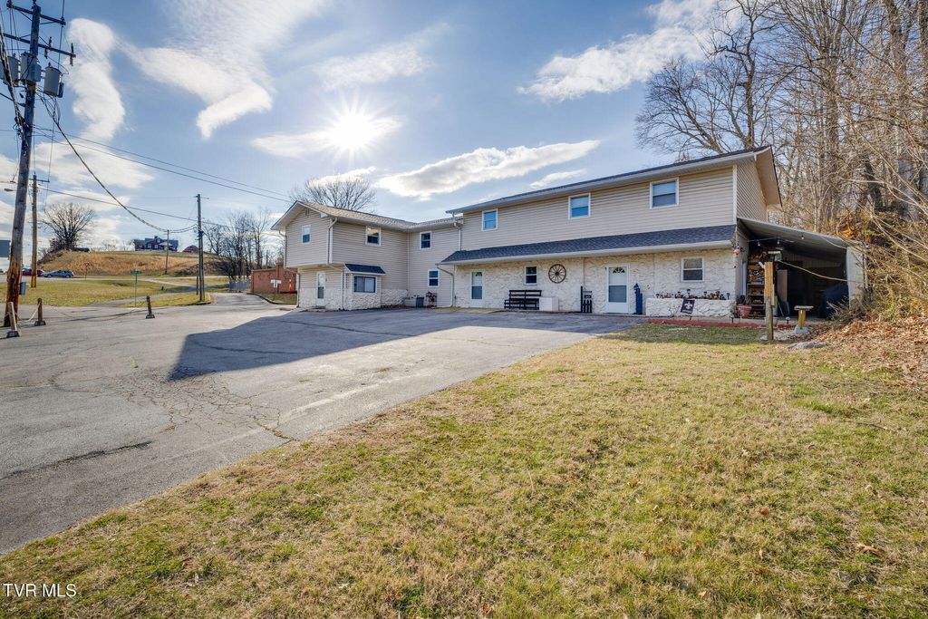 Photo of 702 Main Street, Jonesborough, TN 37659 (MLS # 9991710)